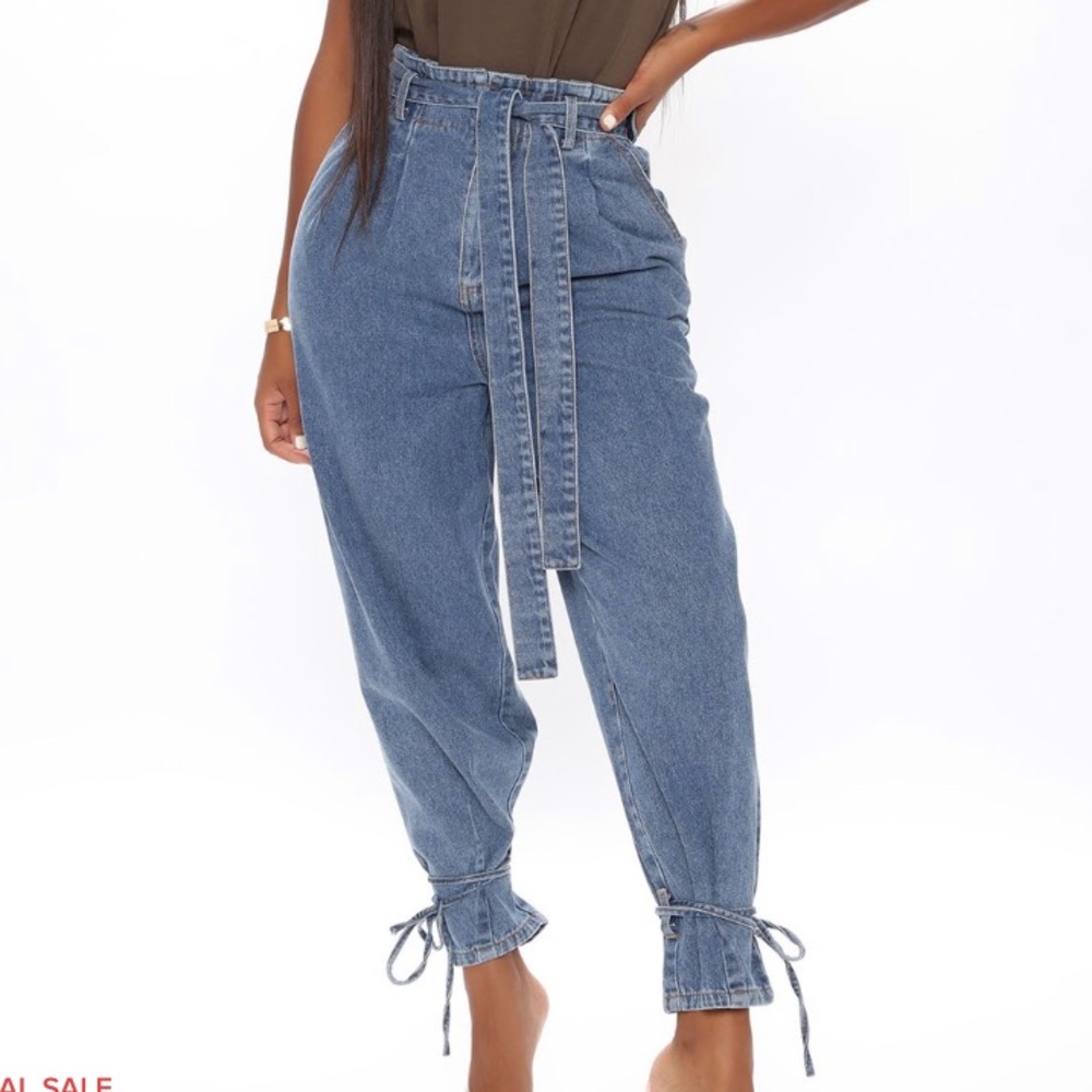 Fashionnova balloon/paperbag jeans